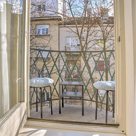 Kalemegdan Ii 公寓 *